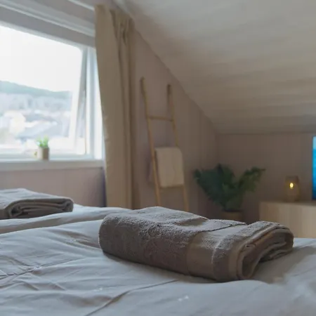 Cozy Nordic Attic With Smart Tv & Modern Bathroom * Drammen